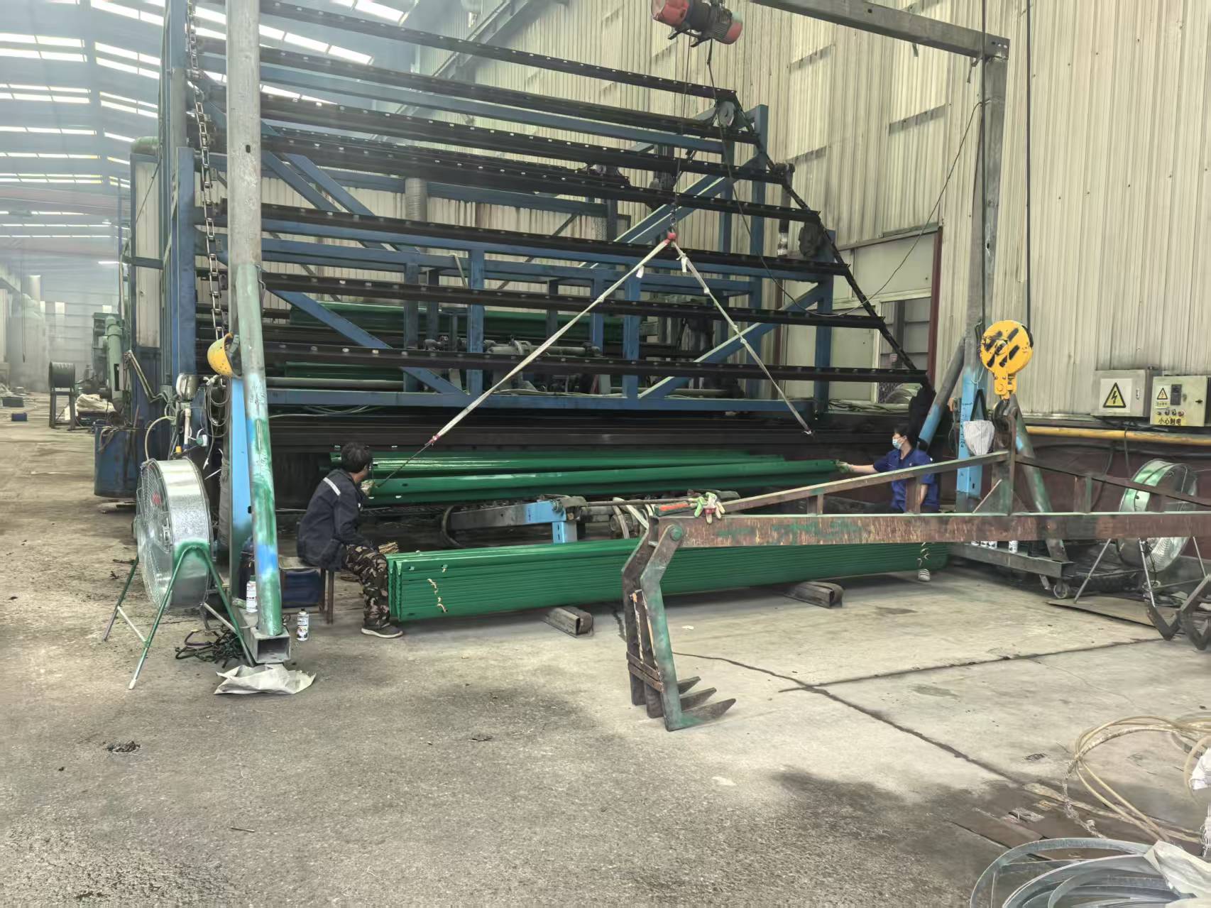 清远市国祥交通波形护栏环氧锌基波形护栏 - 推荐