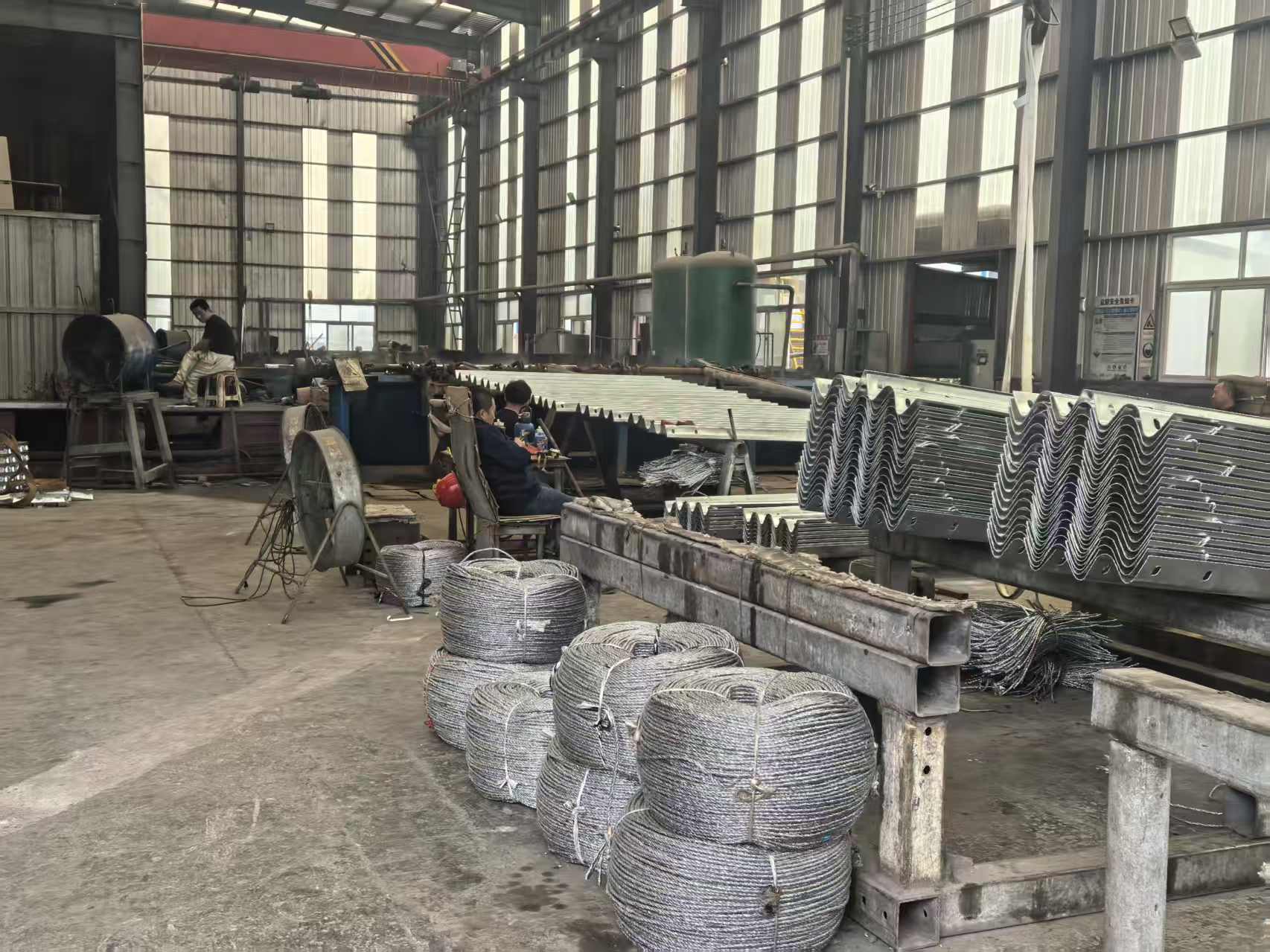 清远市波形护栏三波波形护栏 - 方案
